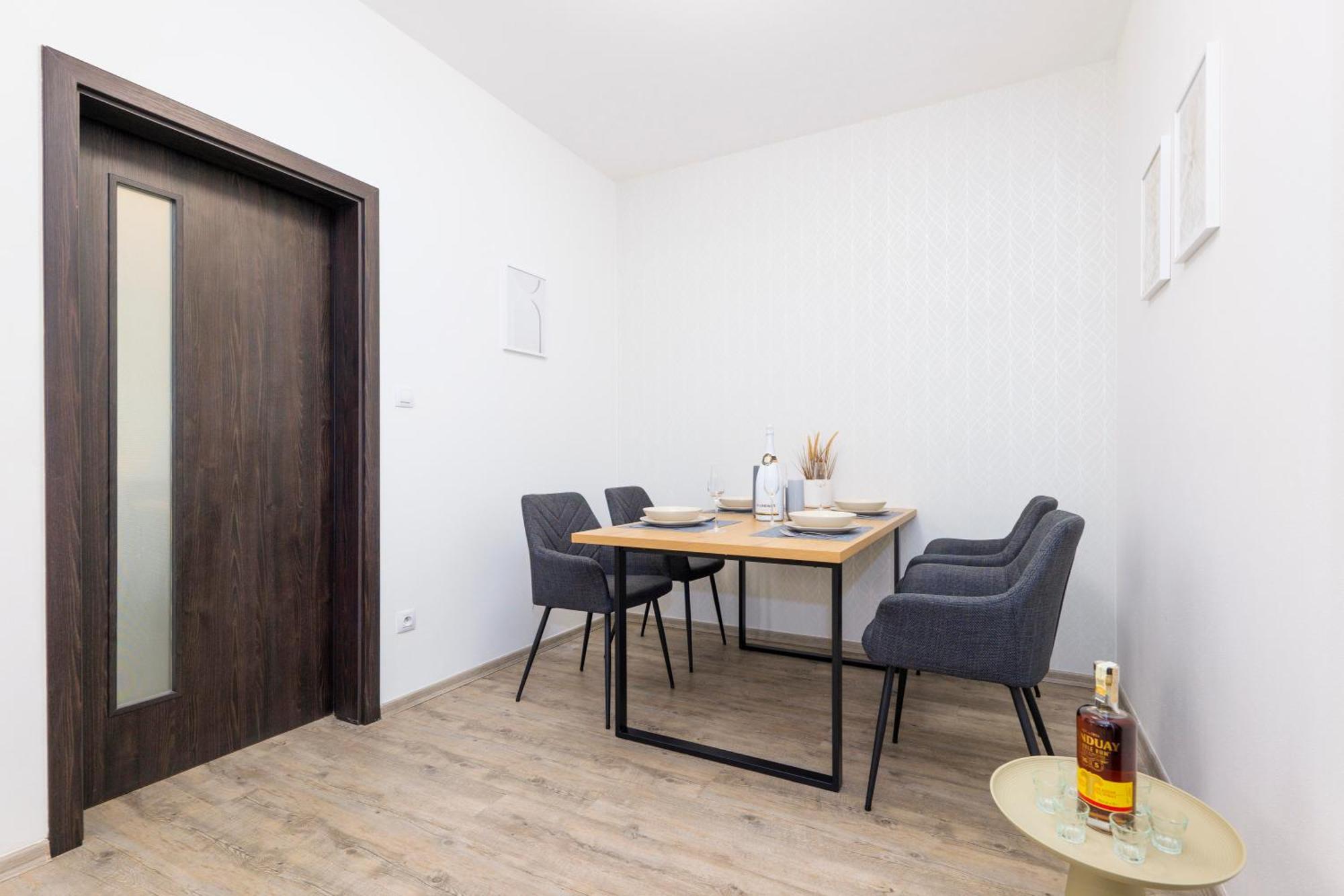 Homeawayhome By The River Ceske Budejovice Exterior foto